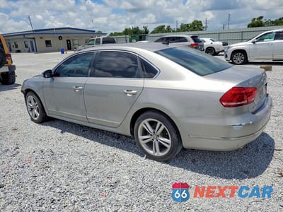 Drugie zdjęcie samochodu z przodu: 2013 VOLKSWAGEN PASSAT SE VIN:1VWBN7A30DC058364 - miniatura