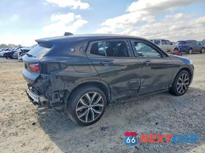 Trzecie zdjęcie samochodu z tyłu: 2020 BMW X2 XDRIVE28I VIN:WBXYJ1C0XL5P10809 - miniatura