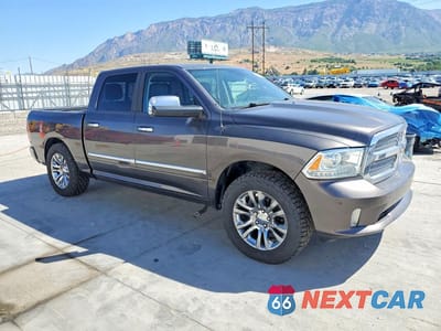 Czwarte zdjęcie samochodu z boku: 2015 RAM 1500 LIMITED VIN:1C6RR7PM5FS633063 - miniatura