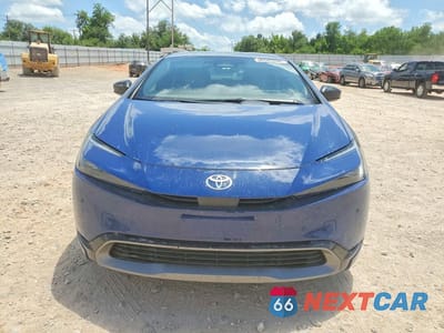 Piąte zdjęcie samochodu w środku: 2024 TOYOTA PRIUS XLE VIN:JTDACAAU9R3045243 - miniatura