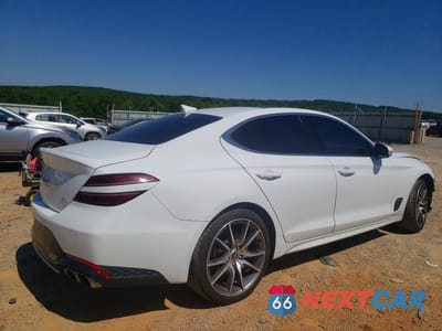 Trzecie zdjęcie samochodu z tyłu: 2022 GENESIS G70 2.0T VIN:KMTG34TA4NU103506 - miniatura