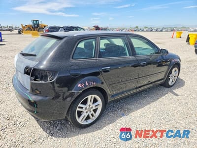 Trzecie zdjęcie samochodu z tyłu: 2011 AUDI A3 PREMIUM PLUS VIN:WAUKJAFM2BA059115 - miniatura