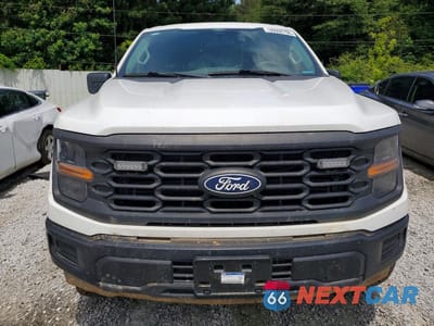 Piąte zdjęcie samochodu w środku: 2024 FORD F150 XL VIN:1FTFX1L54RKD85891 - miniatura