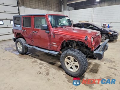 Czwarte zdjęcie samochodu z boku: 2009 JEEP WRANGLER UNLIMITED SAHARA VIN:1J4GA591X9L759460 - miniatura