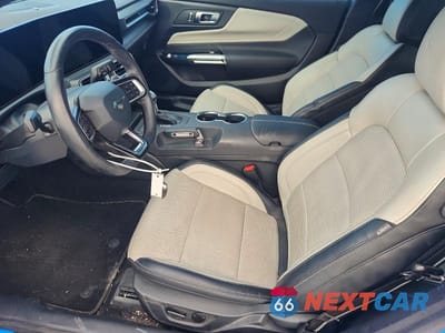Zdjęcie 7 z 13 samochodu: 2024 FORD MUSTANG VIN:1FA6P8TH0R5138794 - miniatura