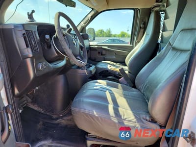 Zdjęcie 7 z 13 samochodu: 2010 CHEVROLET EXPRESS G2500 VIN:1GCZGFBA0A1175310 - miniatura