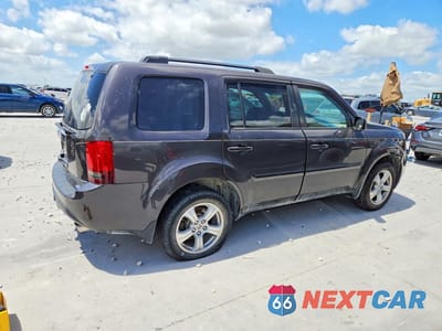Trzecie zdjęcie samochodu z tyłu: 2015 HONDA PILOT EXL VIN:5FNYF3H5XFB017420 - miniatura