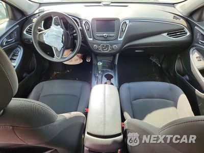 Zdjęcie 8 z 12 samochodu: 2017 CHEVROLET MALIBU LT VIN:1G1ZE5ST8HF181475 - miniatura
