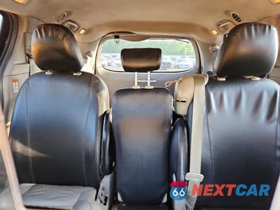 Zdjęcie 10 z 13 samochodu: 2017 TOYOTA SIENNA LE VIN:5TDKZ3DC5HS885275 - miniatura