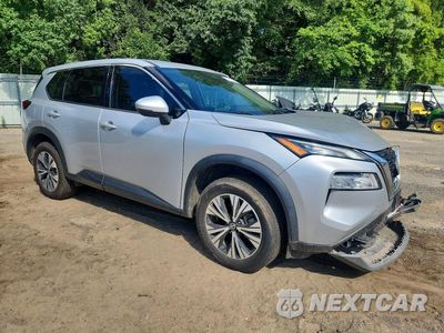 Czwarte zdjęcie samochodu z boku: 2021 NISSAN ROGUE SV VIN:5N1AT3BBXMC755328 - miniatura