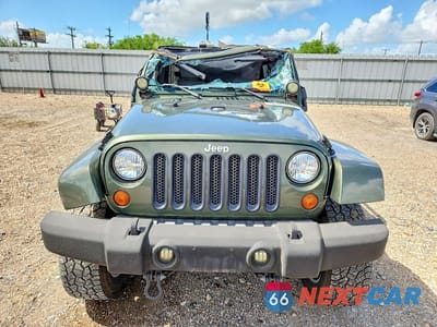 Piąte zdjęcie samochodu w środku: 2007 JEEP WRANGLER SAHARA VIN:1J4GA59107L198750 - miniatura