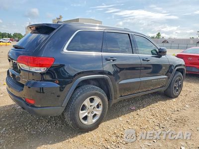 Trzecie zdjęcie samochodu z tyłu: 2017 JEEP GRAND CHEROKEE LAREDO VIN:1C4RJFAG8HC882323 - miniatura