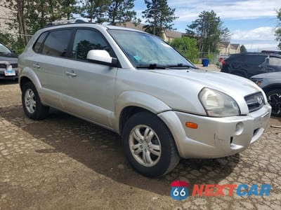Czwarte zdjęcie samochodu z boku: 2007 HYUNDAI TUCSON SE VIN:KM8JN72D47U529061 - miniatura