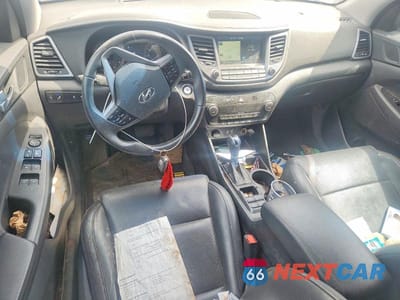 Zdjęcie 8 z 12 samochodu: 2016 HYUNDAI TUCSON LIMITED VIN:KM8J33A25GU040232 - miniatura