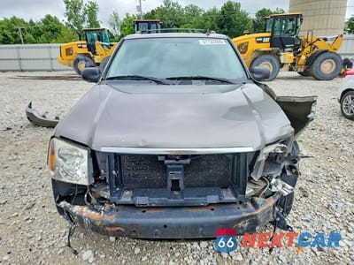 Piąte zdjęcie samochodu w środku: 2008 GMC ENVOY VIN:1GKDT13S982183723 - miniatura