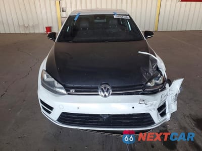 Piąte zdjęcie samochodu w środku: 2016 VOLKSWAGEN GOLF R VIN:WVWUF7AU5GW227749 - miniatura