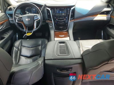 Zdjęcie 8 z 13 samochodu: 2019 CADILLAC ESCALADE LUXURY VIN:1GYS4BKJ6KR145924 - miniatura