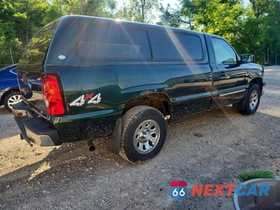 Trzecie zdjęcie samochodu z tyłu: 2006 CHEVROLET SILVERADO K1500 VIN:1GCEK14T56E154080 - miniatura