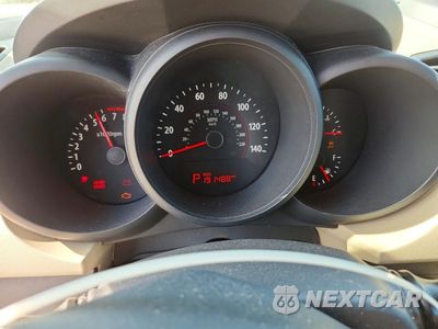 Zdjęcie 9 z 13 samochodu: 2010 KIA SOUL + VIN:KNDJT2A21A7064466 - miniatura