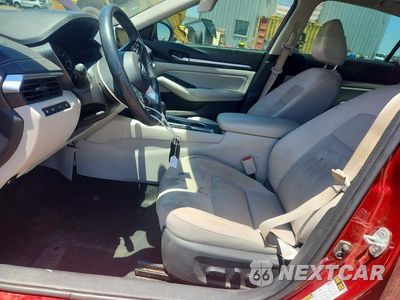 Zdjęcie 7 z 12 samochodu: 2019 NISSAN ALTIMA SV VIN:1N4BL4DV3KC151483 - miniatura