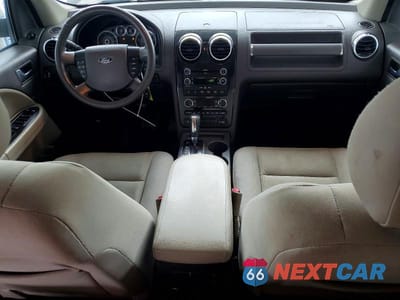 Zdjęcie 8 z 12 samochodu: 2008 FORD TAURUS X SEL VIN:1FMDK02WX8GA35642 - miniatura