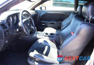 Zdjęcie 9 z 10 samochodu: 2008 DODGE CHALLENGER SRT-8 VIN:2B3LJ74W28H302271 - miniatura