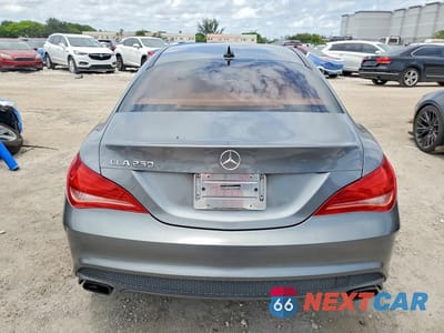 Zdjęcie 6 z 12 samochodu: 2014 MERCEDES-BENZ CLA 250 VIN:WDDSJ4EB5EN061772 - miniatura