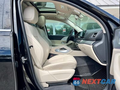 Piąte zdjęcie samochodu w środku: 2020 MERCEDES-BENZ GLE 350 4MATIC VIN:4JGFB4KB1LA085290 - miniatura