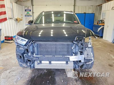 Piąte zdjęcie samochodu w środku: 2019 AUDI SQ5 PREMIUM PLUS VIN:WA1B4AFY6K2053500 - miniatura