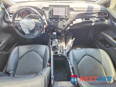Zdjęcie 8 z 12 samochodu: 2021 TOYOTA CAMRY SE VIN:4T1G11AK7MU571870 - miniatura