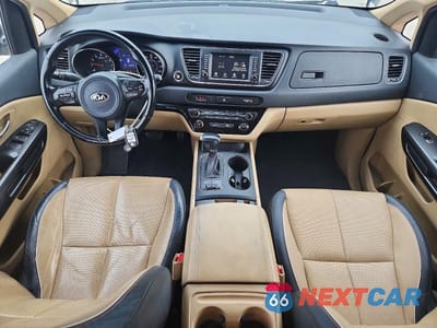 Zdjęcie 8 z 13 samochodu: 2017 KIA SEDONA LX VIN:KNDMB5C1XH6337894 - miniatura