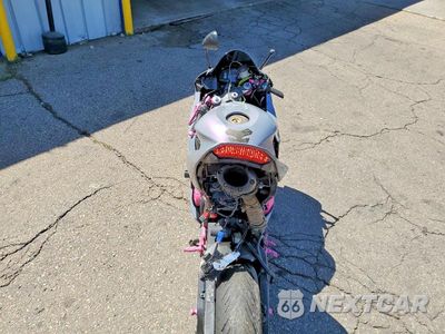Zdjęcie 6 z 9 samochodu: 2009 HONDA CBR600 RR VIN:JH2PC400X9K203760 - miniatura