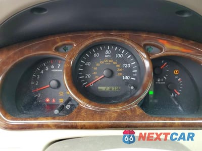Zdjęcie 9 z 13 samochodu: 2004 TOYOTA HIGHLANDER BASE VIN:JTEGP21A640041053 - miniatura