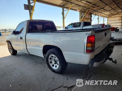 Trzecie zdjęcie samochodu z tyłu: 2005 GMC NEW SIERRA C1500 VIN:1GTEC14V55Z900467 - miniatura