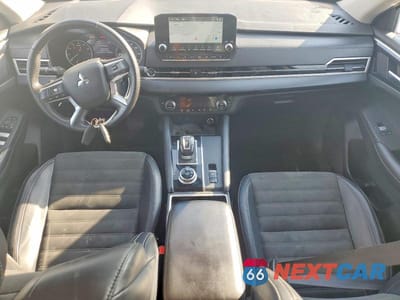 Zdjęcie 8 z 13 samochodu: 2024 MITSUBISHI OUTLANDER SE VIN:JA4J3VA84RZ044793 - miniatura