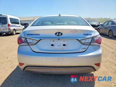 Zdjęcie 6 z 12 samochodu: 2013 HYUNDAI SONATA HYBRID VIN:KMHEC4A48DA098258 - miniatura