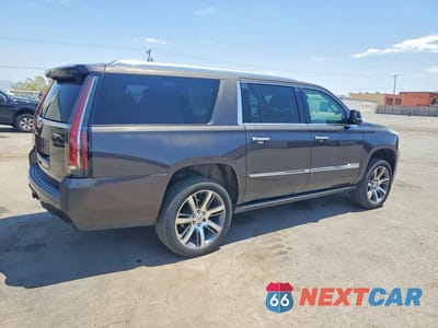 Trzecie zdjęcie samochodu z tyłu: 2015 CADILLAC ESCALADE ESV PREMIUM VIN:1GYS4TKJ1FR507573 - miniatura