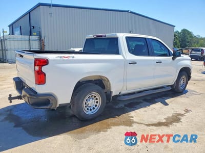 Trzecie zdjęcie samochodu z tyłu: 2023 CHEVROLET SILVERADO K1500 VIN:1GCPDAEK2PZ217462 - miniatura