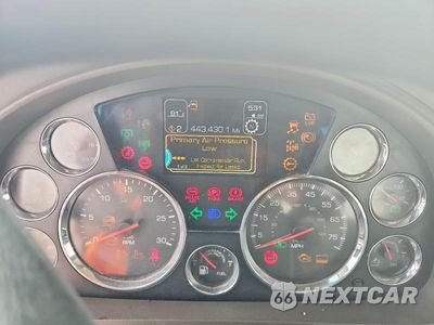 Zdjęcie 8 z 10 samochodu: 2016 KENWORTH T680 SEMI TRUCK VIN:1XKYD40X1GJ497841 - miniatura