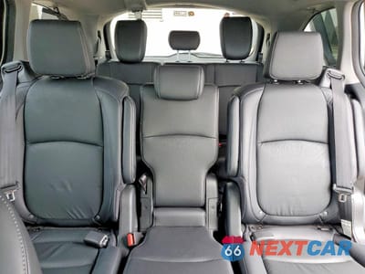 Zdjęcie 10 z 13 samochodu: 2021 HONDA ODYSSEY TOURING VIN:5FNRL6H83MB035733 - miniatura