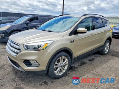 2018 FORD ESCAPE SEL 1FMCU9HD3JUA40947 - główne zdjęcie licytacji z USA - miniatura