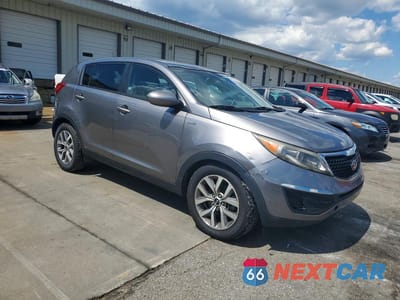 Czwarte zdjęcie samochodu z boku: 2015 KIA SPORTAGE LX VIN:KNDPBCACXF7772735 - miniatura
