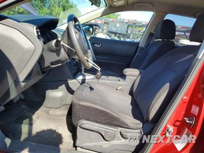Zdjęcie 7 z 13 samochodu: 2013 NISSAN ROGUE S VIN:JN8AS5MV5DW645705 - miniatura