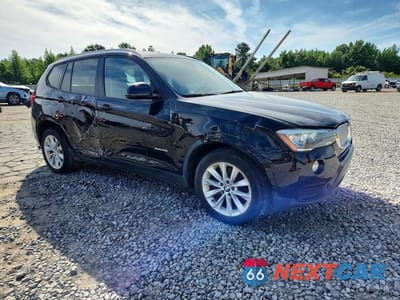 Czwarte zdjęcie samochodu z boku: 2015 BMW X3 SDRIVE28I VIN:5UXWZ7C58F0F75845 - miniatura