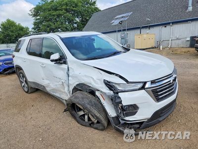 Czwarte zdjęcie samochodu z boku: 2023 CHEVROLET TRAVERSE LT VIN:1GNEVHKWXPJ293912 - miniatura