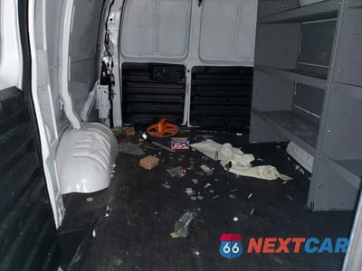 Zdjęcie 11 z 13 samochodu: 2025 CHEVROLET EXPRESS G2500 VIN:1GCWGAFP9S1273340 - miniatura