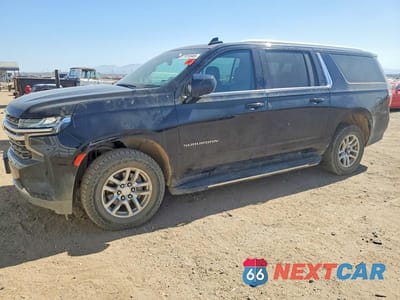 2021 CHEVROLET SUBURBAN K1500 LT 1GNSKCKD8MR257436 - główne zdjęcie licytacji z USA - miniatura
