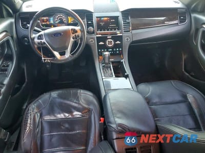 Zdjęcie 8 z 12 samochodu: 2019 FORD TAURUS VIN:1FAHP2J88KG107084 - miniatura