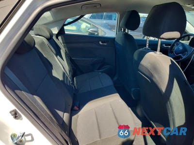 Zdjęcie 10 z 12 samochodu: 2022 HYUNDAI ACCENT SE VIN:3KPC24A69NE183723 - miniatura