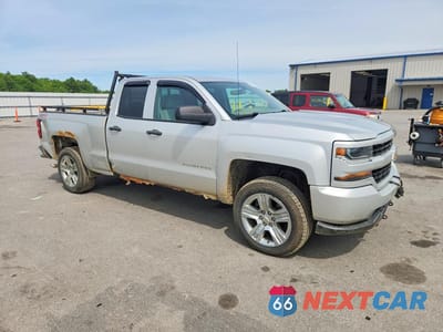 Czwarte zdjęcie samochodu z boku: 2016 CHEVROLET SILVERADO K1500 CUSTOM VIN:1GCVKPEC4GZ179600 - miniatura